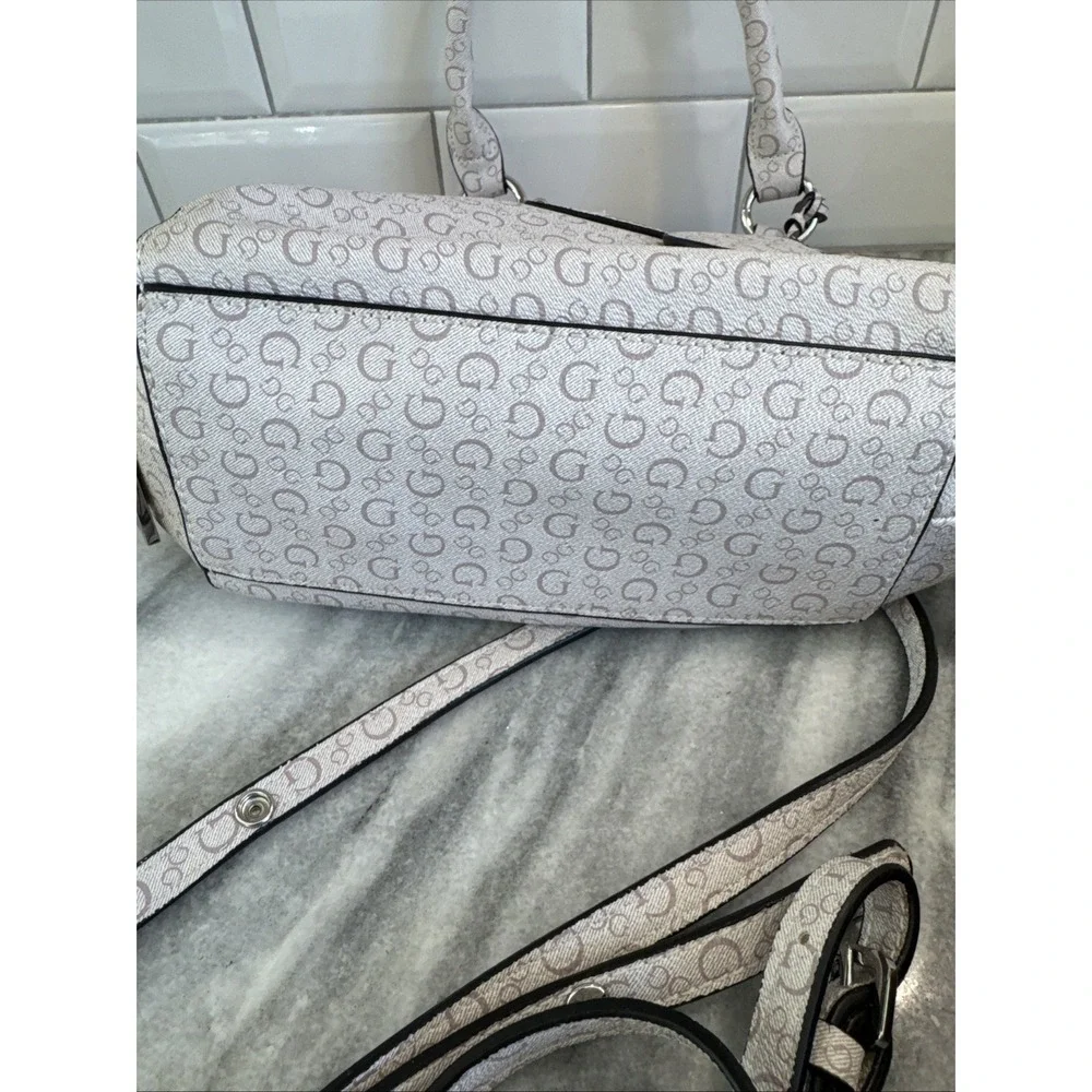 Guess Monogram Print Purse/bag‎
